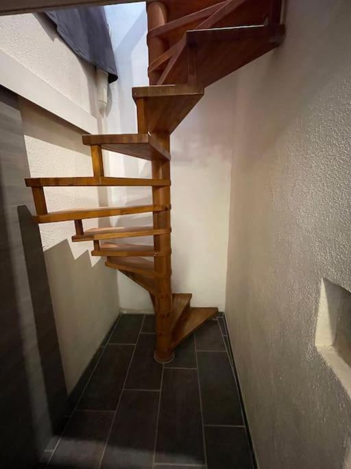Charmante Maison De Village Au Pied Du Luberon Cabrieres-d'Aigues Экстерьер фото