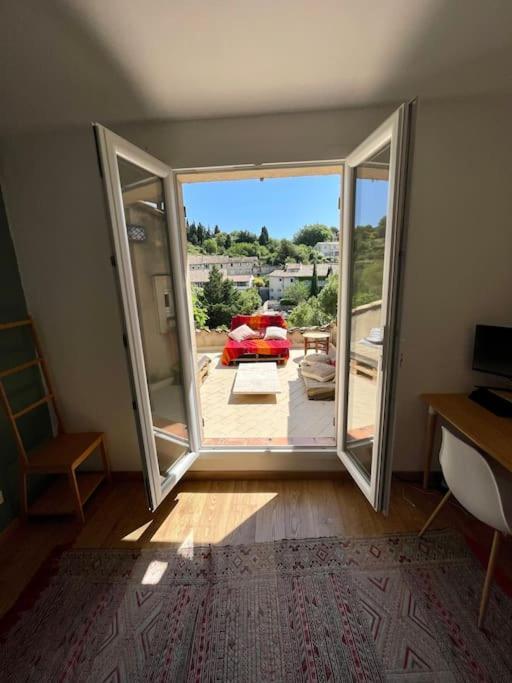 Charmante Maison De Village Au Pied Du Luberon Cabrieres-d'Aigues Экстерьер фото